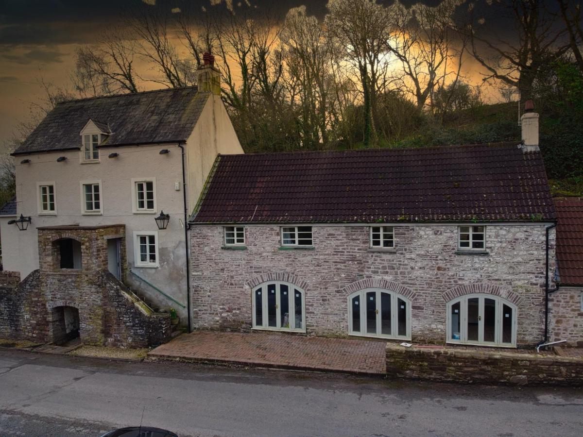 Swan House Tea Room&Bed&Breakfast Lydney Zewnętrze zdjęcie